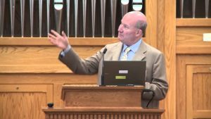 Massimo Introvigne donnant un cours magistral à l’Université Baylor