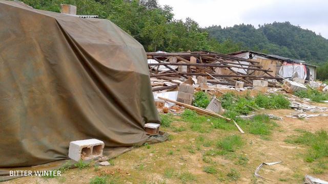 Vue de l’habitation après sa démolition