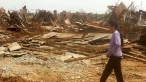 L’église catholique a été détruite et laissée en ruines