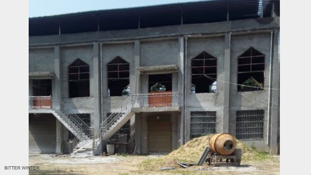 Démolition de l'église,Églises chrétiennes,Violence policière