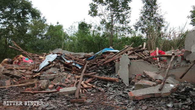 Bouddhisme en Chine,Démolition forcée,Destruction de temples bouddhistes,Chongqing Chine