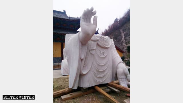 Bouddhisme,religion chine,guan yin statue,temple bouddhiste,sites religieux